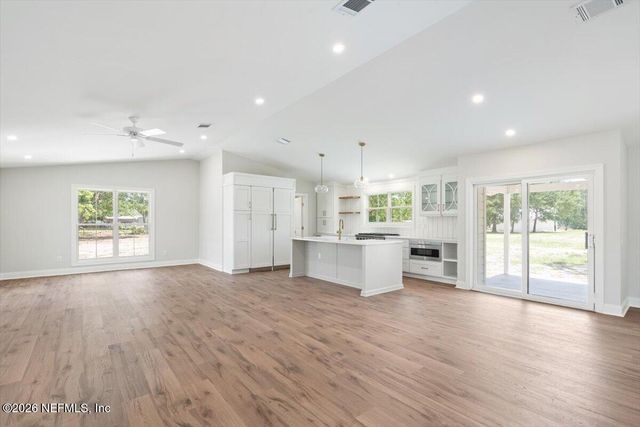 85142 CREWS Road, Fernandina Beach, FL 32034