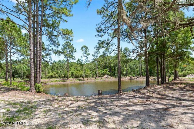 85142 CREWS Road, Fernandina Beach, FL 32034