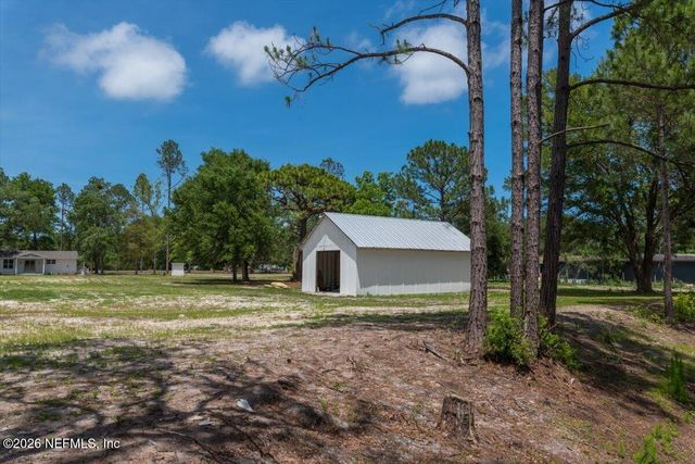 85142 CREWS Road, Fernandina Beach, FL 32034