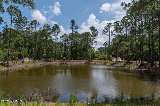 85142 CREWS Road, Fernandina Beach, FL 32034