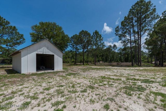 85142 CREWS Road, Fernandina Beach, FL 32034