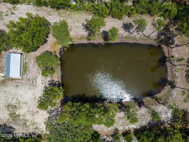 85142 CREWS Road, Fernandina Beach, FL 32034