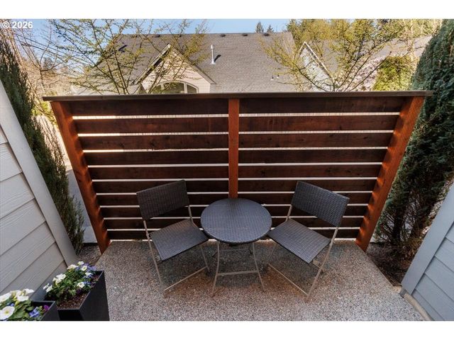 9043 Sw WEST HAVEN Dr, Portland, OR 97225