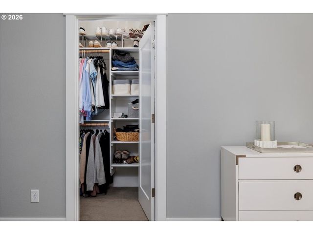 9043 Sw WEST HAVEN Dr, Portland, OR 97225