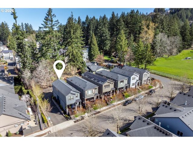 9043 Sw WEST HAVEN Dr, Portland, OR 97225