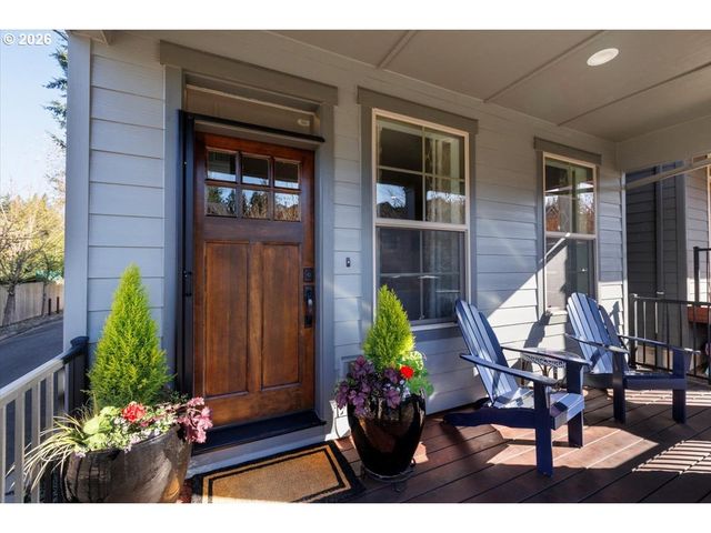 9043 Sw WEST HAVEN Dr, Portland, OR 97225