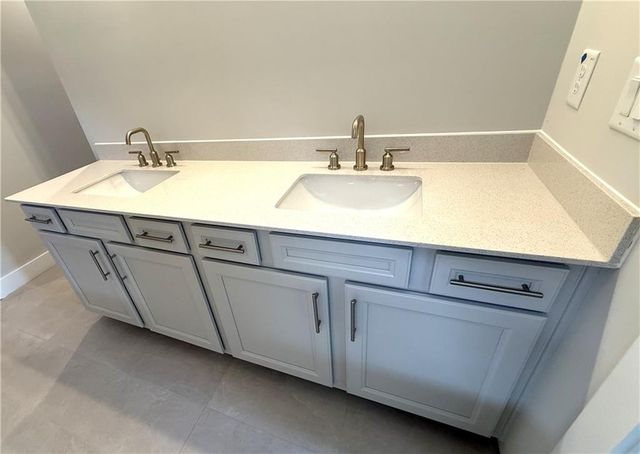 2436 Naples Street, Hoschton, GA 30548