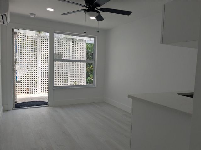 21 SE 11 Avenue Efficiency, Fort Lauderdale, FL 33301