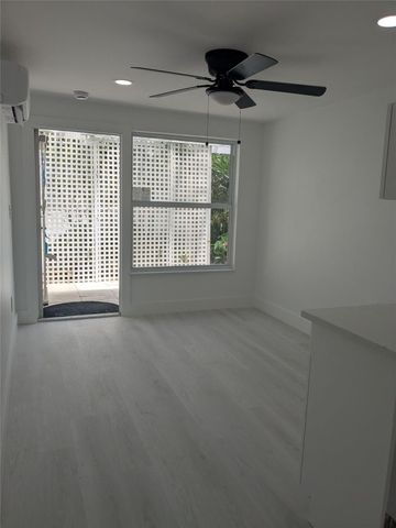 21 SE 11 Avenue Efficiency, Fort Lauderdale, FL 33301