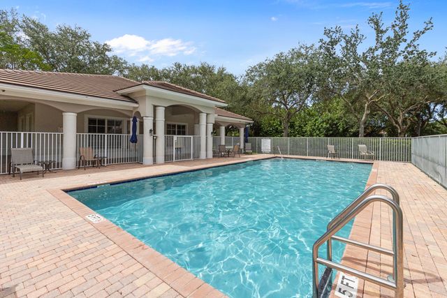 6380 BELLA Circle 905, Boynton Beach, FL 33437