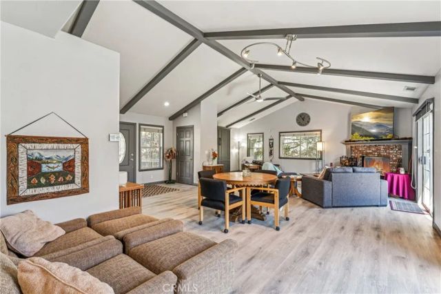 27487 North Bay, Lake Arrowhead, CA 92352