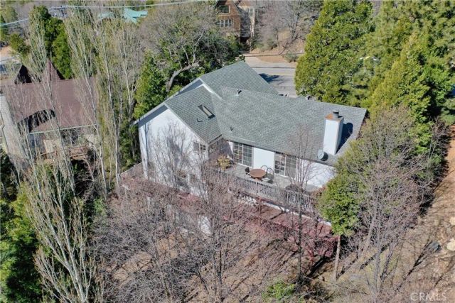 27487 North Bay, Lake Arrowhead, CA 92352