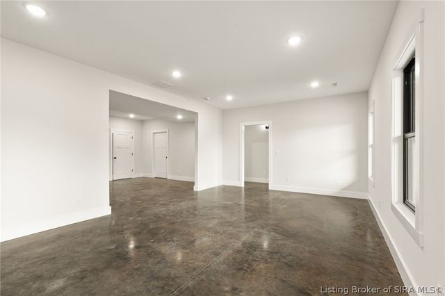 7539 Brownstown Road, Henryville, IN 47126