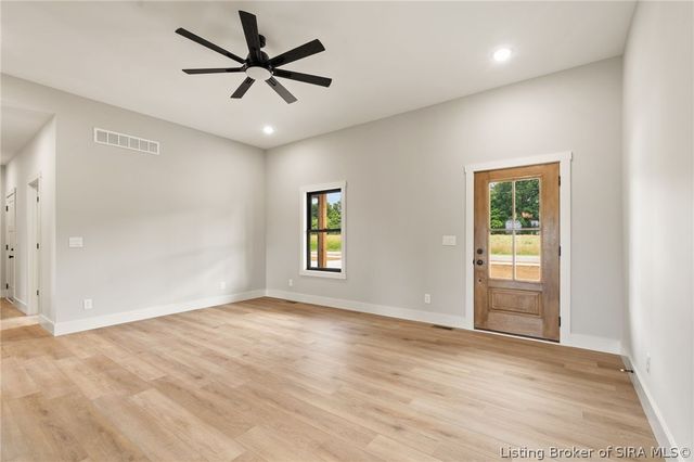 7539 Brownstown Road, Henryville, IN 47126