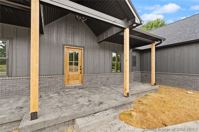 7539 Brownstown Road, Henryville, IN 47126
