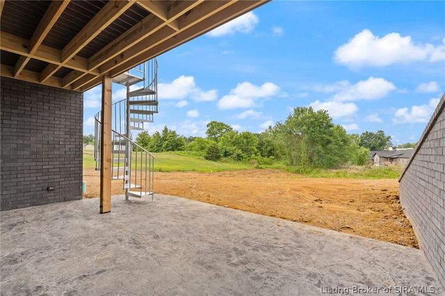 7539 Brownstown Road, Henryville, IN 47126