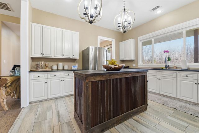 236 Bear Drive, Austin, AR 72007