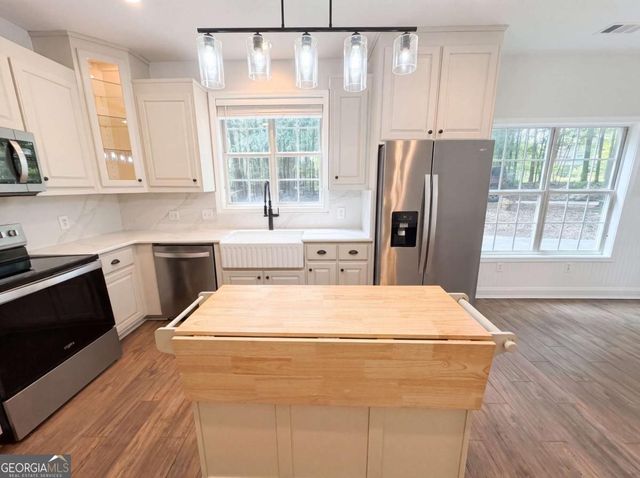 346 Carnation Drive, Social Circle, GA 30025