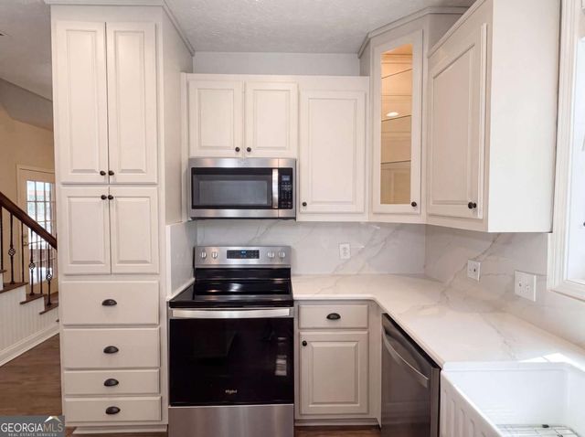 346 Carnation Drive, Social Circle, GA 30025