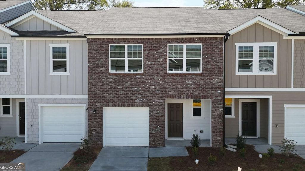 1104 Lucienne Boulevard, Auburn, GA 30011