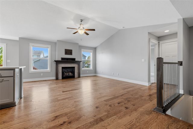 3413 NW Trestle Point Drive, Ankeny, IA 50023