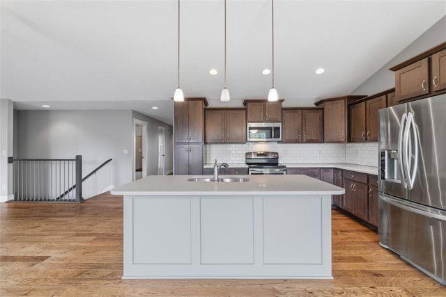 3413 NW Trestle Point Drive, Ankeny, IA 50023