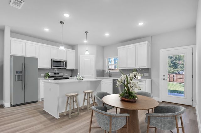 121 W Morton Street, Denison, TX 75021