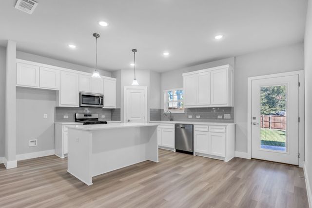 121 W Morton Street, Denison, TX 75021