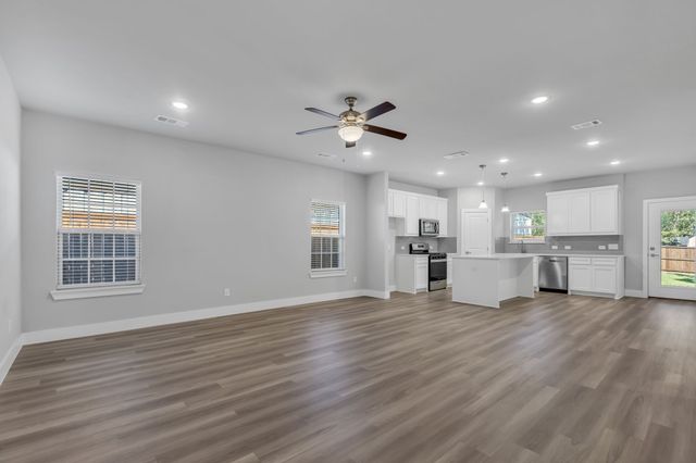 121 W Morton Street, Denison, TX 75021