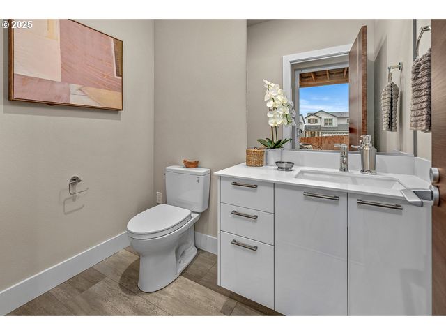 15192 Sw HUNTWOOD St, Tigard, OR 97224