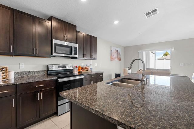 889 CALICO SCALLOP STREET, Ruskin, FL 33570