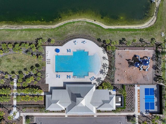 889 CALICO SCALLOP STREET, Ruskin, FL 33570