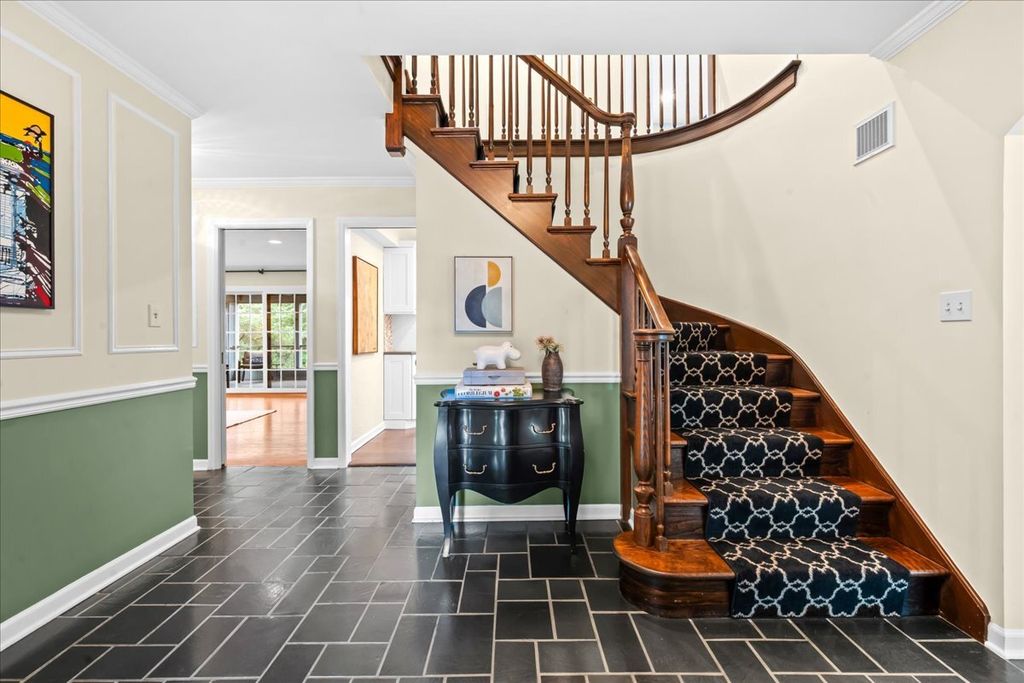 1745 E Summit Court, Deerfield, IL 60015 — photo 4