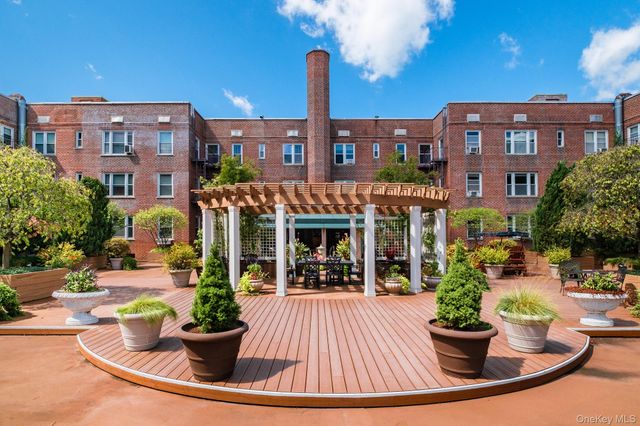 2 Overlook Road 2A3, White Plains, NY 10605