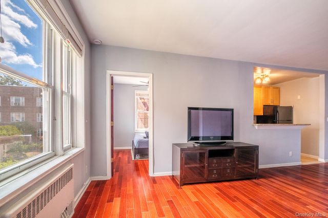 2 Overlook Road 2A3, White Plains, NY 10605