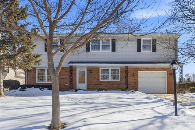 7341 Lyric Lane NE, Fridley, MN 55432