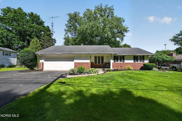 6011 Cemetery Road, Whitehouse, OH 43571