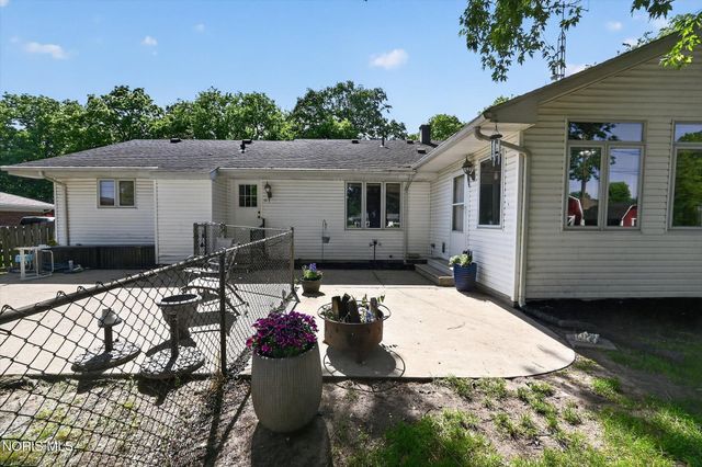 6011 Cemetery Road, Whitehouse, OH 43571