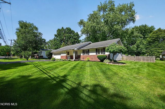 6011 Cemetery Road, Whitehouse, OH 43571