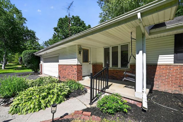 6011 Cemetery Road, Whitehouse, OH 43571