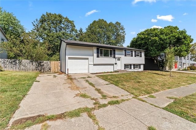 1015 Van Arden Drive, Vandalia, OH 45377