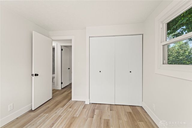 1015 Van Arden Drive, Vandalia, OH 45377