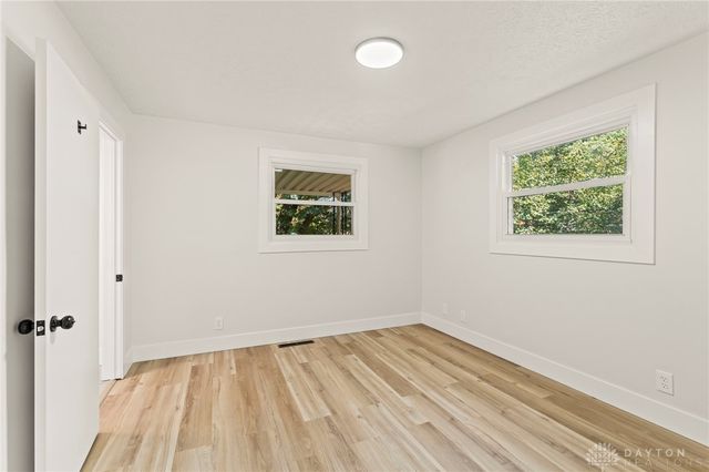 1015 Van Arden Drive, Vandalia, OH 45377