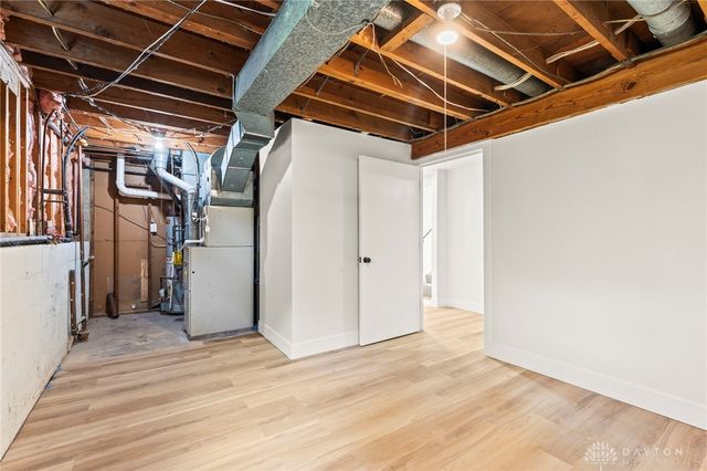 1015 Van Arden Drive, Vandalia, OH 45377