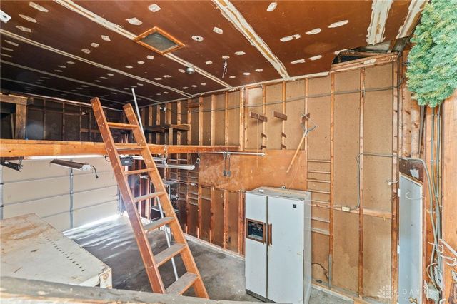 1015 Van Arden Drive, Vandalia, OH 45377