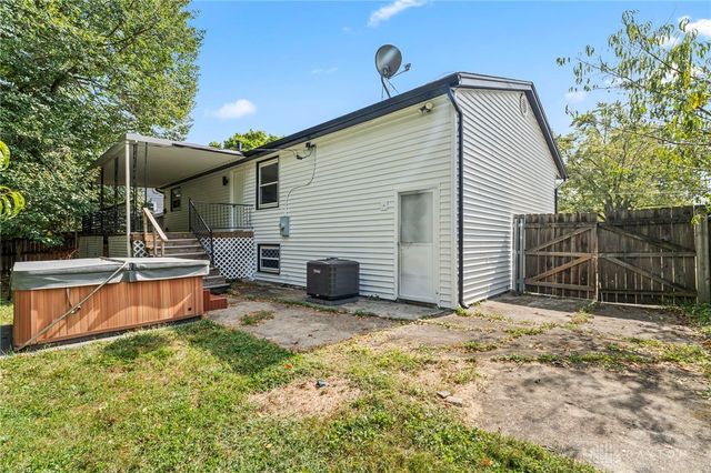 1015 Van Arden Drive, Vandalia, OH 45377