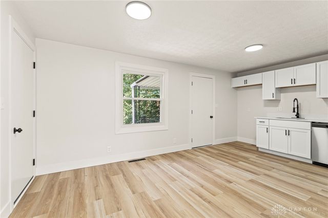 1015 Van Arden Drive, Vandalia, OH 45377