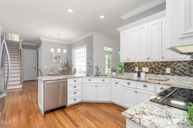1018 Lochshire Drive, Burlington, NC 27215