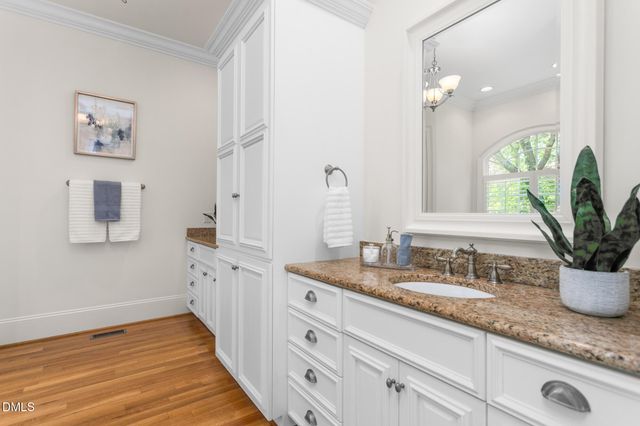 1018 Lochshire Drive, Burlington, NC 27215