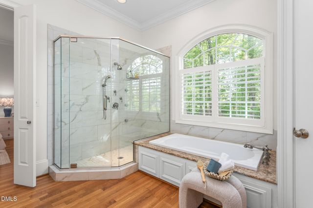 1018 Lochshire Drive, Burlington, NC 27215